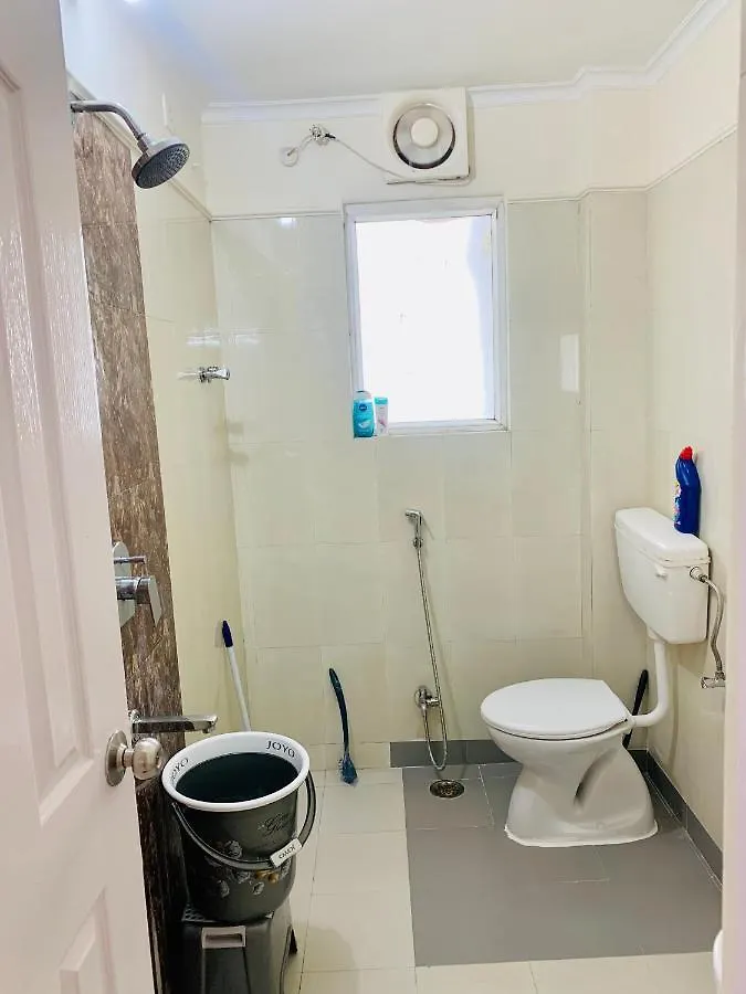 Tranquil Apartment Varanasi 0*,