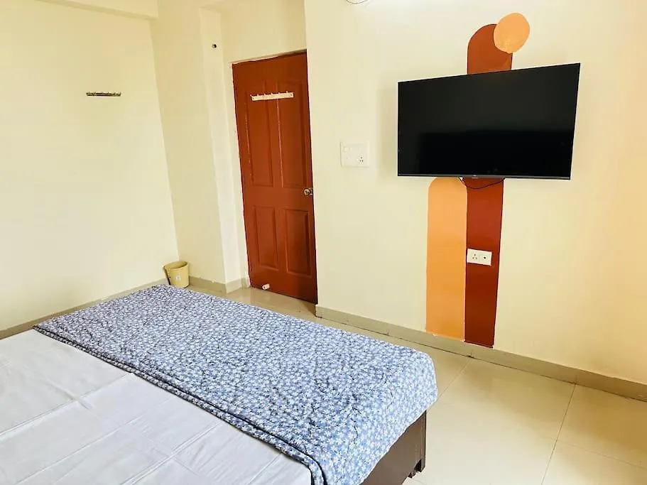 Tranquil Apartment Varanasi