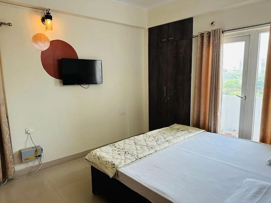 Tranquil Apartment Varanasi